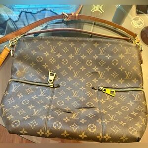 LOUIS VUITTON- Great for UPCYLING project